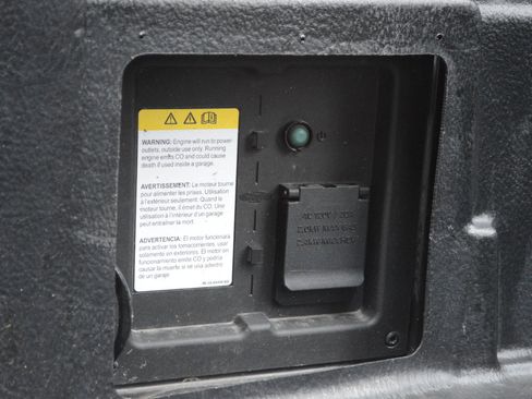 Used 2024 Ford F150 Lariat image 16