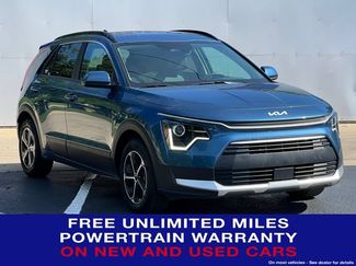 Used 2024 Kia Niro EX FWD video 1