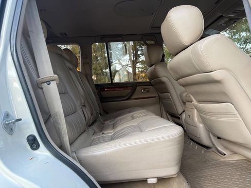 Used 2000 Lexus LX 470 4WD image 17