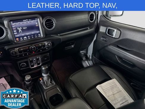 Used 2020 Jeep Gladiator Overland AWD/4WD image 22