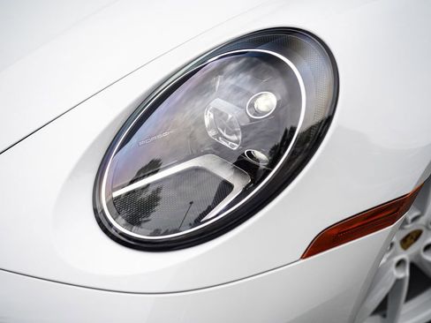 Used 2023 Porsche 911 Carrera 4S AWD/4WD image 4