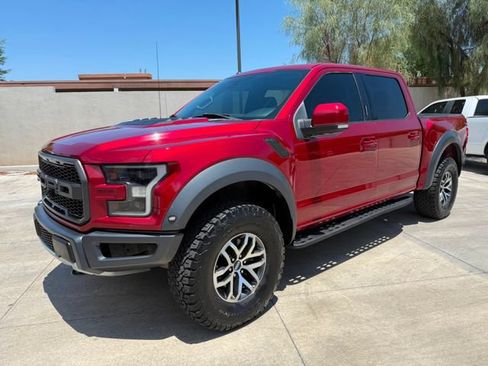 Used 2017 Ford F150 Raptor w/ Equipment Group 802A Luxury AWD/4WD image 3