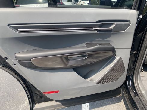 New 2026 Kia EV9 Light image 16