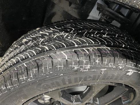 New 2026 Jeep Compass Latitude w/ Sun and Sound Group image 38