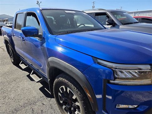 Used 2024 Nissan Frontier Pro-X w/ Pro Convenience Package image 9