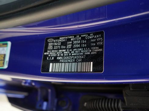 Used 2023 Hyundai Elantra SEL w/ Convenience Package image 37