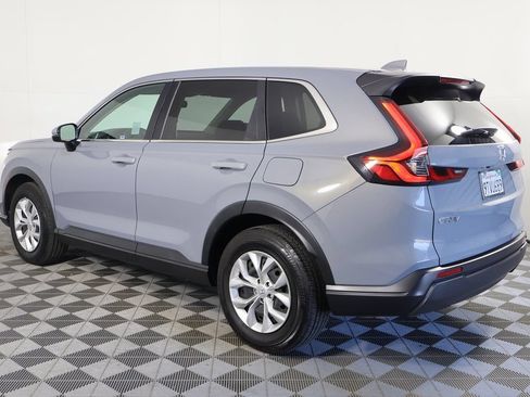 Used 2025 Honda CR-V LX image 6
