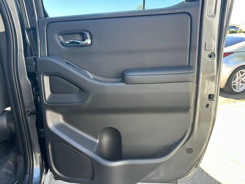 New 2026 Nissan Frontier SV w/ SV Convenience Package AWD/4WD image 27