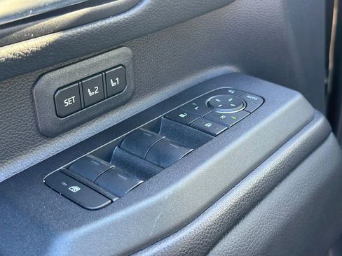 Used 2025 Toyota Land Cruiser w/ Premium Package image 18