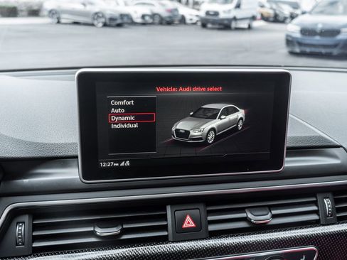 Used 2019 Audi S4 Prestige w/ Prestige Package image 9