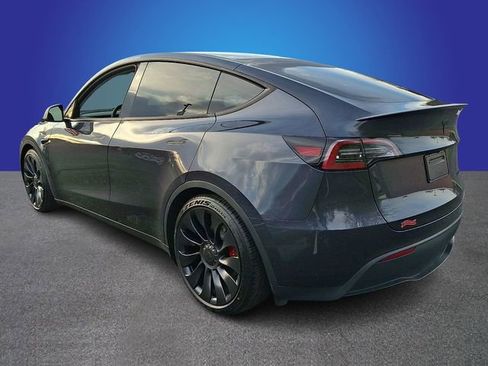 Used 2024 Tesla Model Y Performance image 6