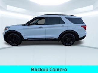 Used 2021 Ford Explorer XLT video 2
