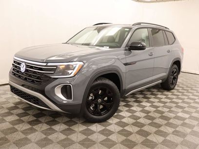 New 2026 Volkswagen Atlas Peak Edition