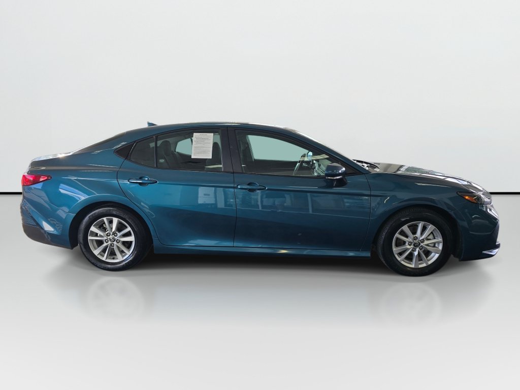Used 2025 Toyota Camry LE w/ Convenience Package FWD image 6
