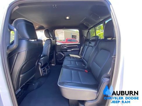 Used 2025 RAM 1500 Laramie AWD/4WD image 21
