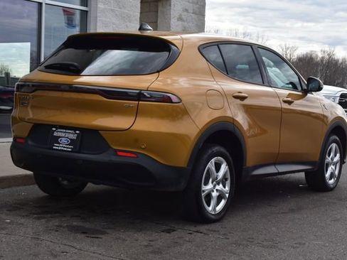 Used 2024 Dodge Hornet GT w/ Cold Weather Group AWD/4WD image 15