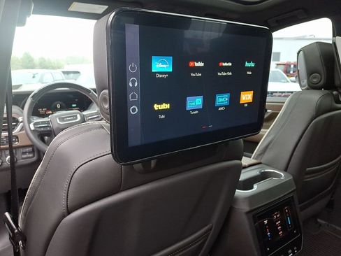 Certified 2025 GMC Yukon Denali Ultimate image 26