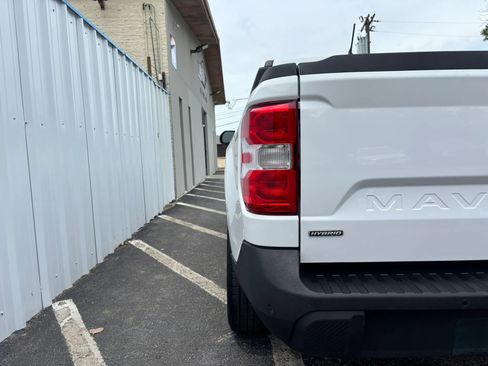 Used 2022 Ford Maverick XL FWD image 15