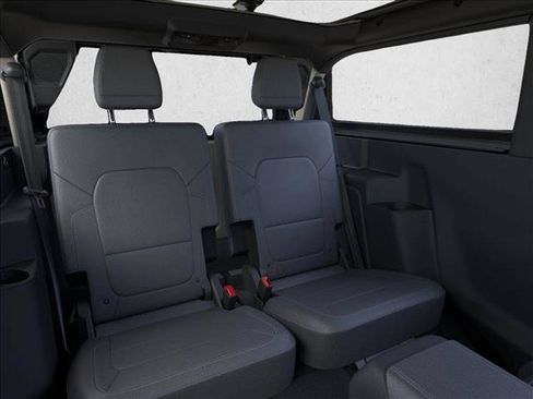 New 2026 Ford Bronco Badlands w/ Sasquatch Package AWD/4WD image 8