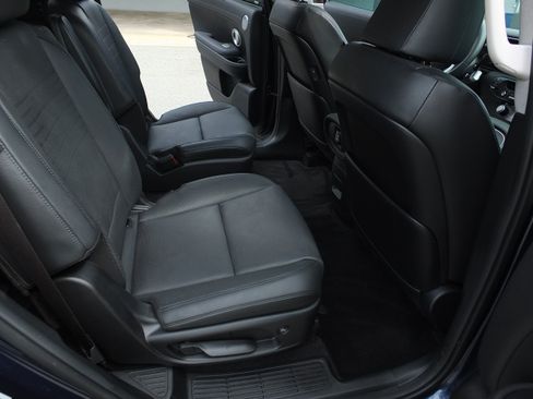 Used 2026 Hyundai Palisade Limited FWD image 14