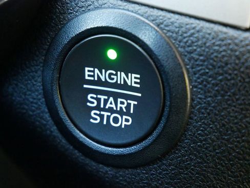 Used 2021 Ford Escape SE image 23