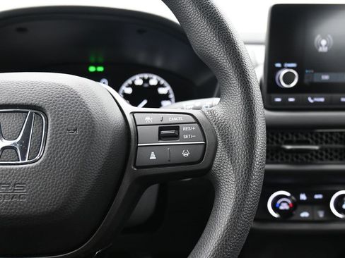 Certified 2025 Honda HR-V LX image 46