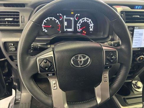 Certified 2024 Toyota 4Runner SR5 AWD/4WD image 22