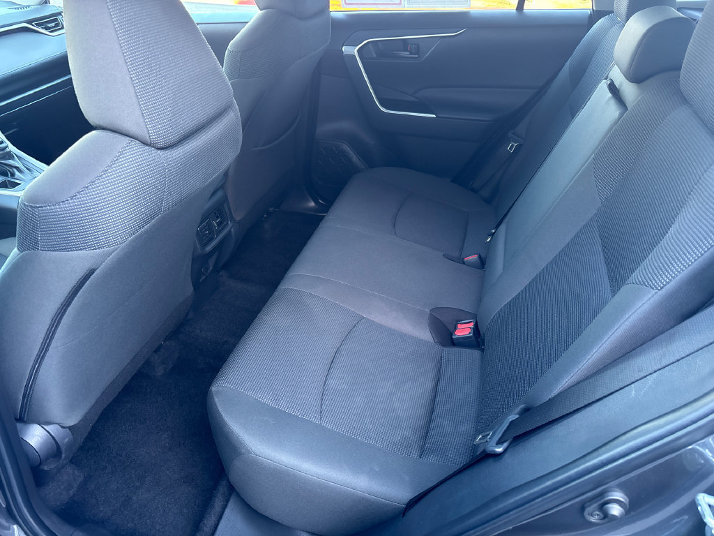 Certified 2025 Toyota RAV4 LE AWD/4WD image 18