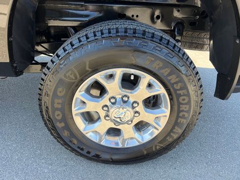 Used 2024 RAM 2500 Laramie w/ Safety Group AWD/4WD image 14