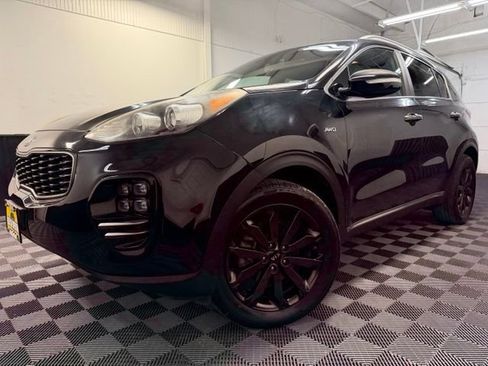 Used 2019 Kia Sportage EX w/ EX Sport Appearance Package AWD/4WD image 3
