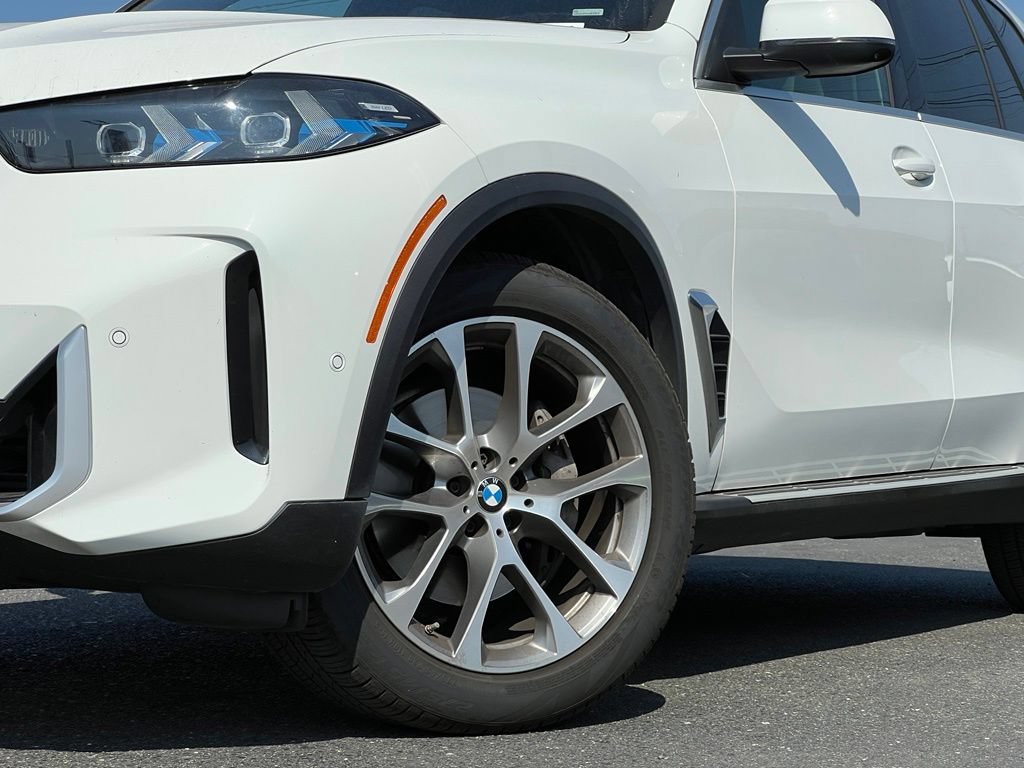 Used 2026 BMW X5 xDrive40i AWD/4WD image 2