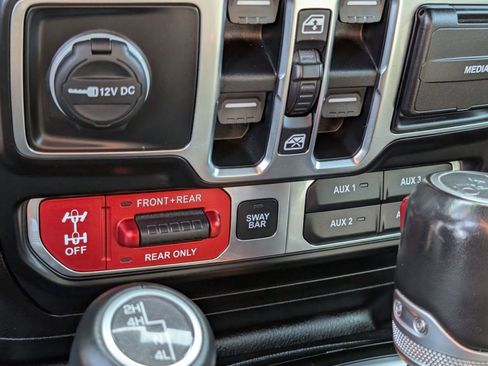 Used 2020 Jeep Wrangler Unlimited Rubicon image 24