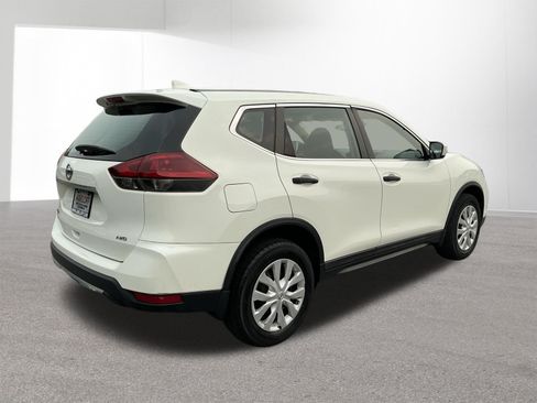 Used 2019 Nissan Rogue S AWD/4WD image 3
