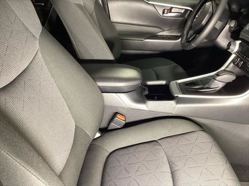 Certified 2025 Toyota RAV4 XLE w/ Convenience Package AWD/4WD image 4