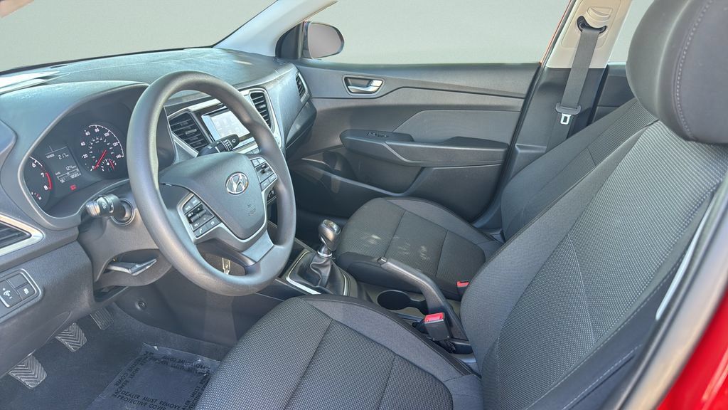 Used 2019 Hyundai Accent SE FWD image 9