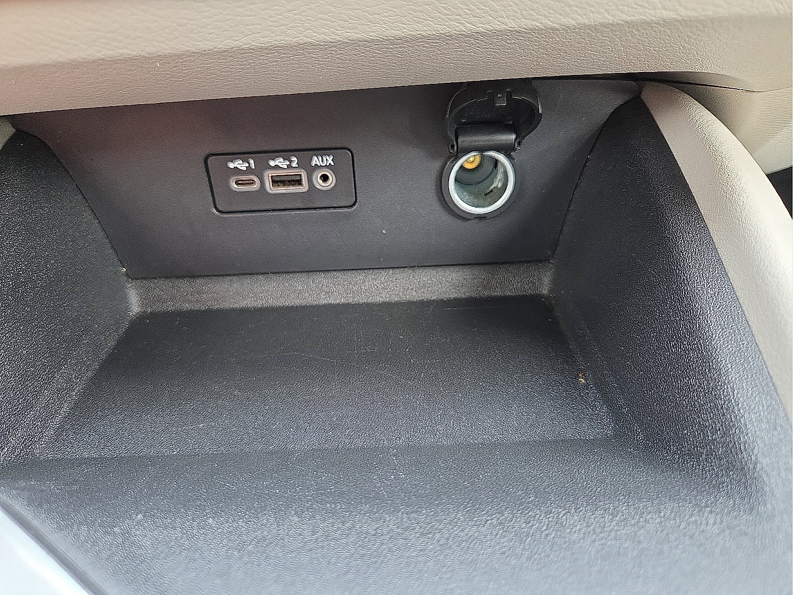 Used 2025 Nissan Altima 2.5 SV FWD image 19