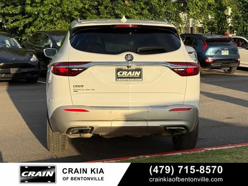 Used 2020 Buick Enclave Essence AWD/4WD image 6