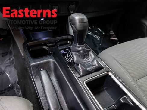 Used 2020 Toyota Tacoma SR RWD image 13