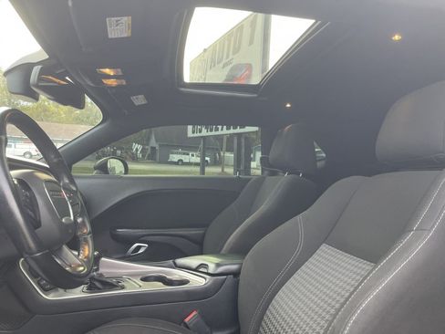 Used 2021 Dodge Challenger SXT w/ Blacktop Package RWD image 9