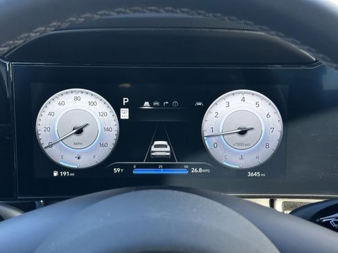 Certified 2025 Hyundai Elantra SEL w/ Cargo Package image 19