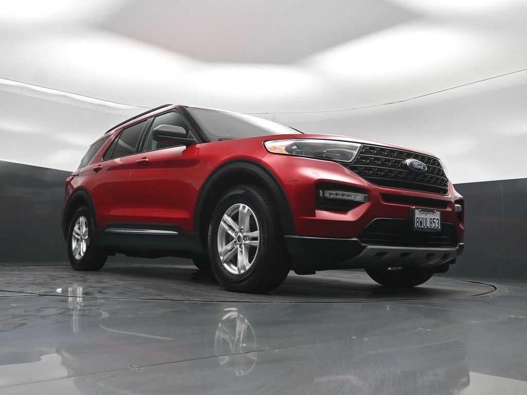 Used 2021 Ford Explorer XLT w/ Equipment Group 202A RWD image 43