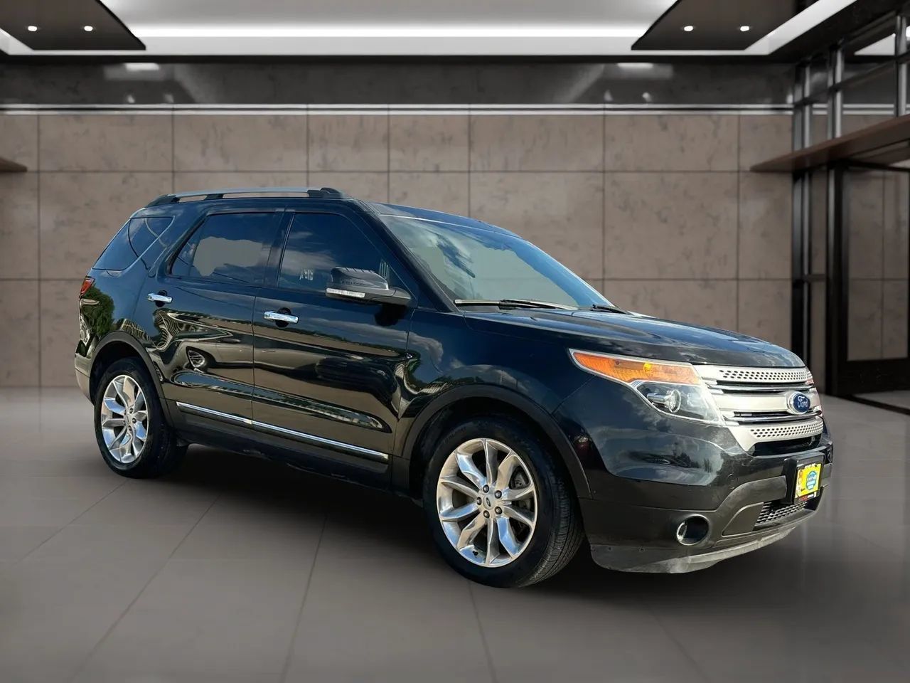 Used 2013 Ford Explorer XLT FWD image 23
