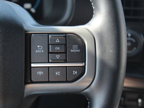 Used 2022 Ford F150 Lariat w/ Equipment Group 502A High image 11