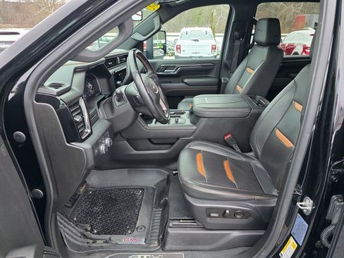 Used 2024 GMC Sierra 2500 AT4 w/ AT4 Preferred Package image 17