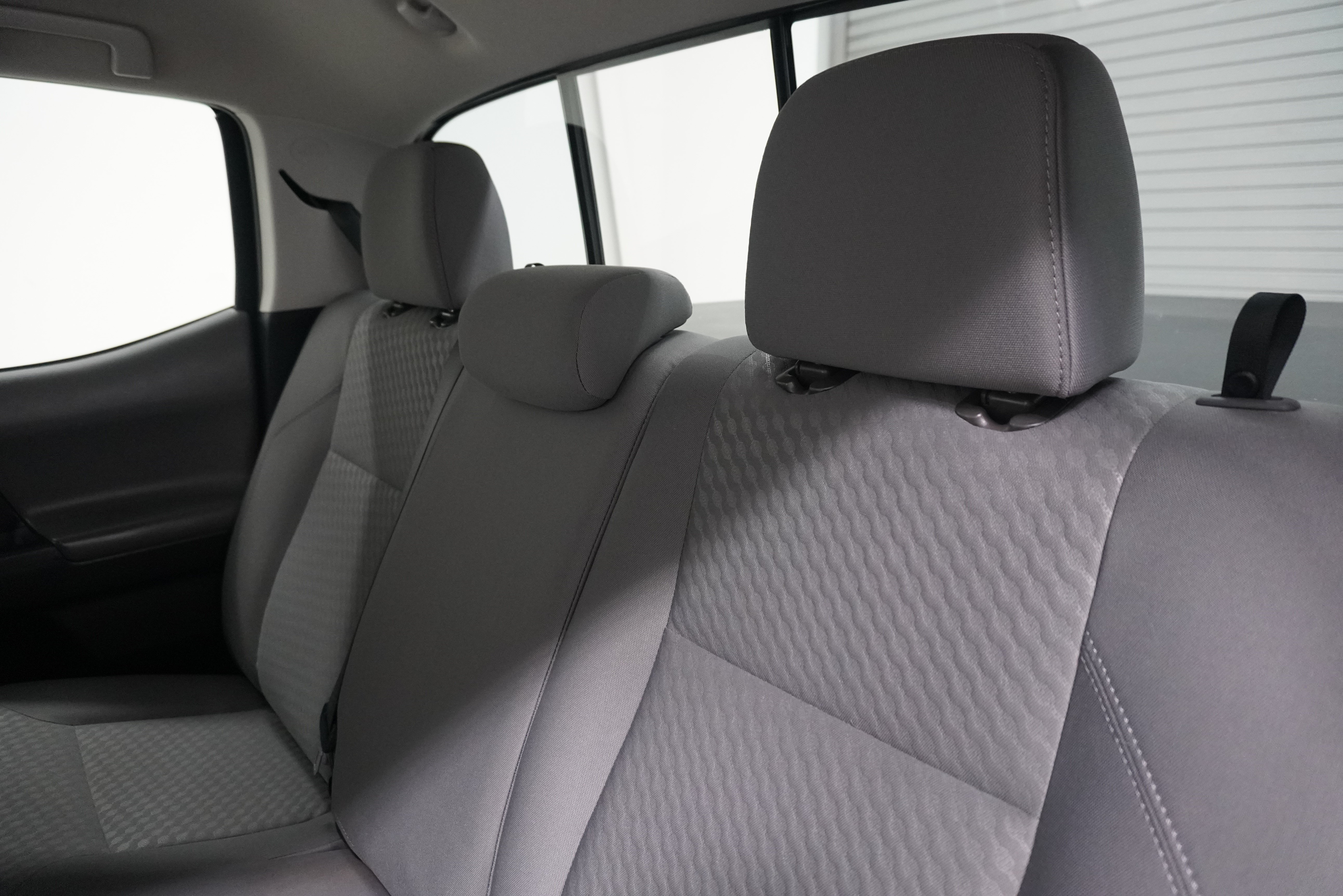 Used 2021 Toyota Tacoma SR5 RWD image 13