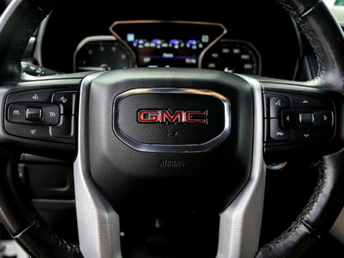 Used 2021 GMC Yukon SLT w/ Rear Media and Nav Package image 12