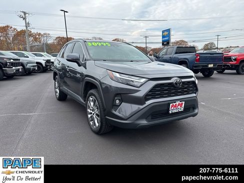 Used 2022 Toyota RAV4 XLE Premium image 1