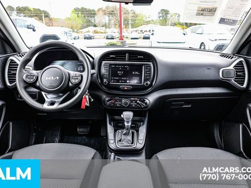 Used 2025 Kia Soul LX w/ LX Technology Package image 29