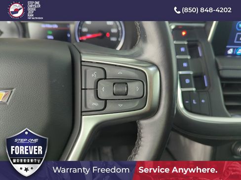 Used 2021 Chevrolet Suburban LT AWD/4WD image 22