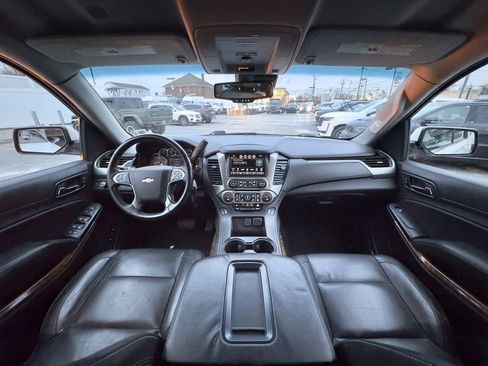 Used 2019 Chevrolet Tahoe LT image 11